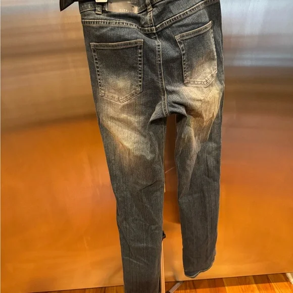 Floral Embroidered Bootcut Jeans (The Las Vegas Jean) - Picture 7 of 10